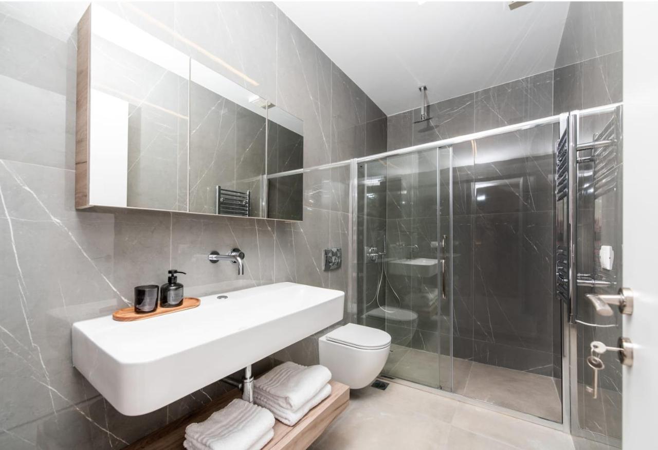 Serene Villas Halkidiki - Cfront Private Pool Неа Ираклия Екстериор снимка